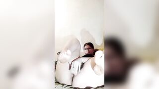 Chubby rậm lông lên đỉnh bằng tô vít