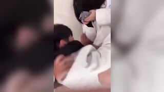 Bắt nạt học đường, chơi tập thể em nữ sinh
