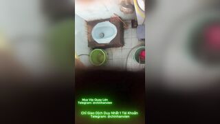 Quay Lén Chị Họ Đi Tè 2