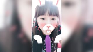 E teen Việt hàng ngon vú múp xinh xắn livetream show hàng Bigolive nổi 1 thời