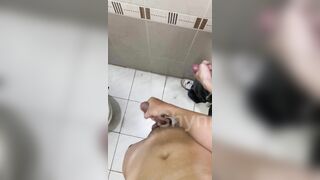 Sục nhau trong trường học