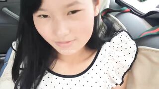 Mẹ nhờ dượng rước con đi học về mà dượng lại chạy xe vào rừng để địt con