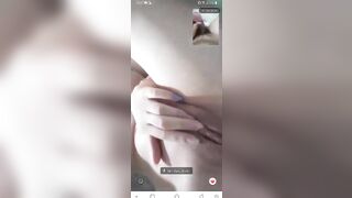 E ngọc 2k2 call thủ dâm