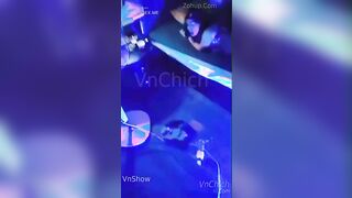 Đẳng cấp livestream xả đồ cùng vợ thằng bạn clip ăn chơi vip nhất Việt Nam, mời anh e 2