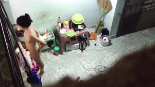 Quay lén em sinh viên mình dây dắt bạn trai về trọ quan hệ