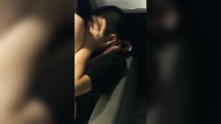 Hot học sinh cho thằng bạn bú vú trong quán trà sửa luôn quá đỉnh