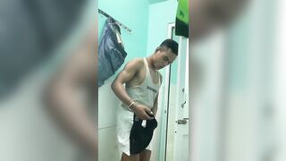Nứng quá thì lại sục cặc