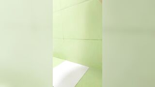 Dâm nữ TQ mới sáng sớm nứng lồn livetream show hàng public gạ a tài xế về phòng đụ p3