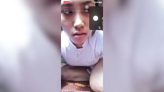 Call video với e rau non hs c3 nghe lời vừa đi học về liền bắt e cởi đồ kẹp lồn xem