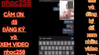 Ở nhà nứng quá gọi video call cho em học sinh lớp 10 thủ dâm giúp nhau sướng