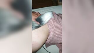 sinh viên dâm thích chơi bạo dâm nhét đuôi cáo vào lỗ nhị