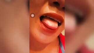 Call vs bà chị