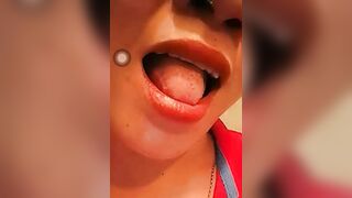 Call vs bà chị