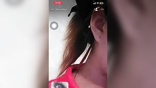 Call vs bà chị