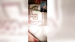 Call với em gái mưa sau giao thừa
