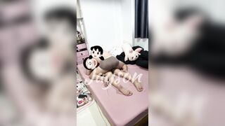 Cho vợ massage yoni cùng trai lạ p5