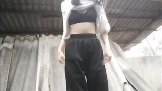 Em sinh viên mình dây hàng ngon khoe hàng dâm đãng 2