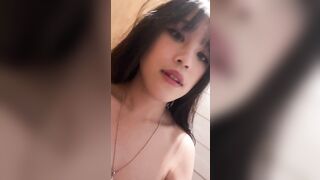 bé nô lệ thủ dâm public