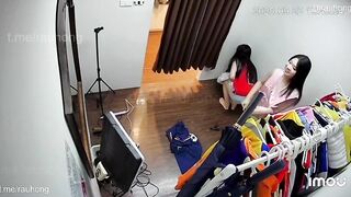Hack cam quay lén trong tiệm photobooth toàn các e teen xinh đẹp thay đồ p12
