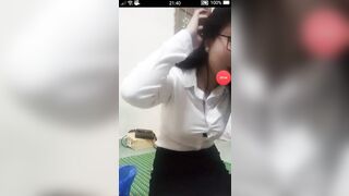 Call sex show hàng với mấy em trên app
