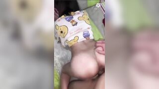 bé lớp 11 dâm quá em biết cong người lúc địt nữa