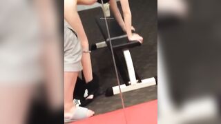 Chơi em ngay tại phòng gym