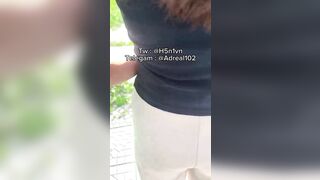 Thanh niên có sở thích bắn lén lên gái public