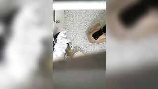 Em teen nhí nhảnh thủ dâm