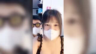 cặp đôi rủ nhau live đ!t kiếm thêm cực sung