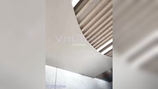 2 chị em đi mua sắm mà nó lạ lắm, toàn thấy vú vs lồn không à