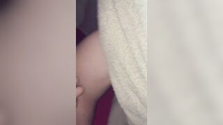 ai suc giup em voii