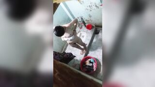 quay lén bé phòng bên tắm chuồng nhìn em nó ngon quá