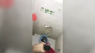 lén quay bé hàng xóm 2k8 tắm trông em nó ngon quá