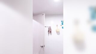 Idol Huỳnh Bảo Trân lồn hồng với cặp ngực khủng livetream show hàng sau khi lộ link 1