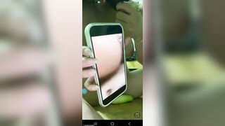 Bé Ngọc Nhi2k livetream show hàng tụt quần lót ra dùng tay móc lồn ngon cực dâm p2