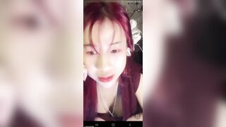 Cặp vú ngon của e teen sinh viên xinh đẹp lần đầu livetream show hàng