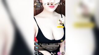 Clip idol live mBongg Livestream khoe vu to gợi cảm khó cưỡng