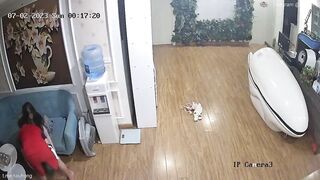 Hack cam phát hiện a trai cùng e dâu lén lút hôn nhau vụng trộm trong phòng p2