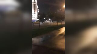 Đụ trên đường phố kệ người lạ đi qua lại