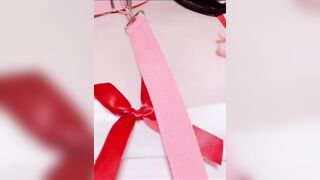 Cô gái nứng lồn thủ dâm bằng cặc giã 2