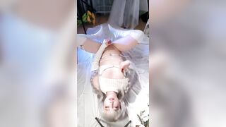 Ladyboy hàng ngon sục cặc dâm đãng phụt tinh