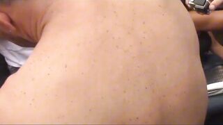 Tự tin làm tình trước mặt đám đông