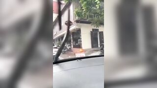 nhân viên ngân hàng tp bank bú cu cho sếp trên xe ô tô
