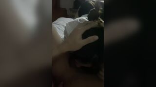 phạt bé sinh viên năm nhất mặc áo như không mặc