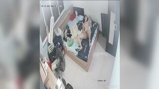 gái xinh trước khi đi ngủ em còn tực móc bím thủ dâm