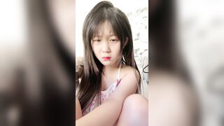E gái ng trong ao hồ xăm trổ nhưng lại cực xih lại còn vú bự bím hồng live show hàng3