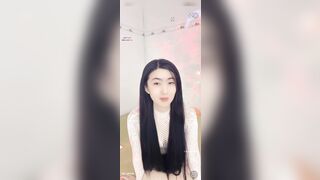 Livecam18+ siêu hot của em Nhi Hậu Giang mới nổi p2