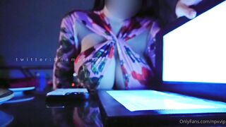 Em Npxvip vú to thích thủ dâm và ra cực nhiều nước [21]