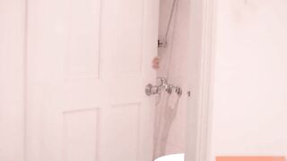 Phim Sex Clip Sex Sưu Tầm Loạn luân Em trai nhìn lén chị gái tắm và cái kết sex vietn