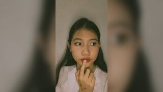 Con vợ đi làm xa